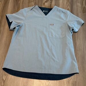 Figs Reversible Scrub Top Snap Shoulder Blue Women’s size 2XL XXL